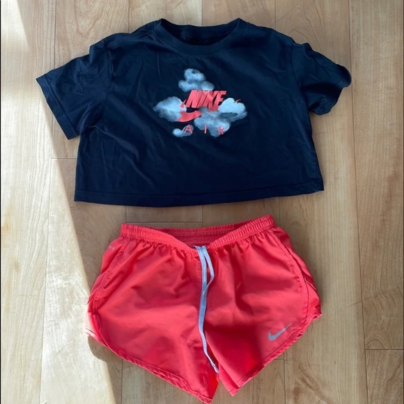 nike women's two piece short set